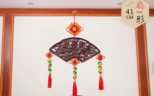 鹿寨中国结挂件实木客厅玄关壁挂装饰品种类大全